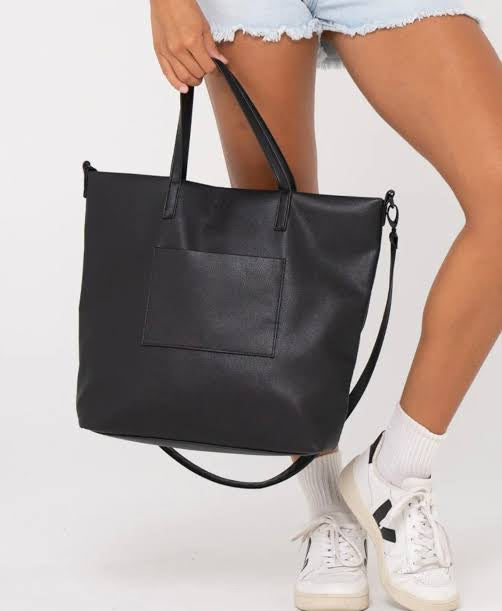 Rusty Soulful Tote Bag - Black