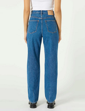 Load image into Gallery viewer, NEUW - Sade Baggy Cult Jean
